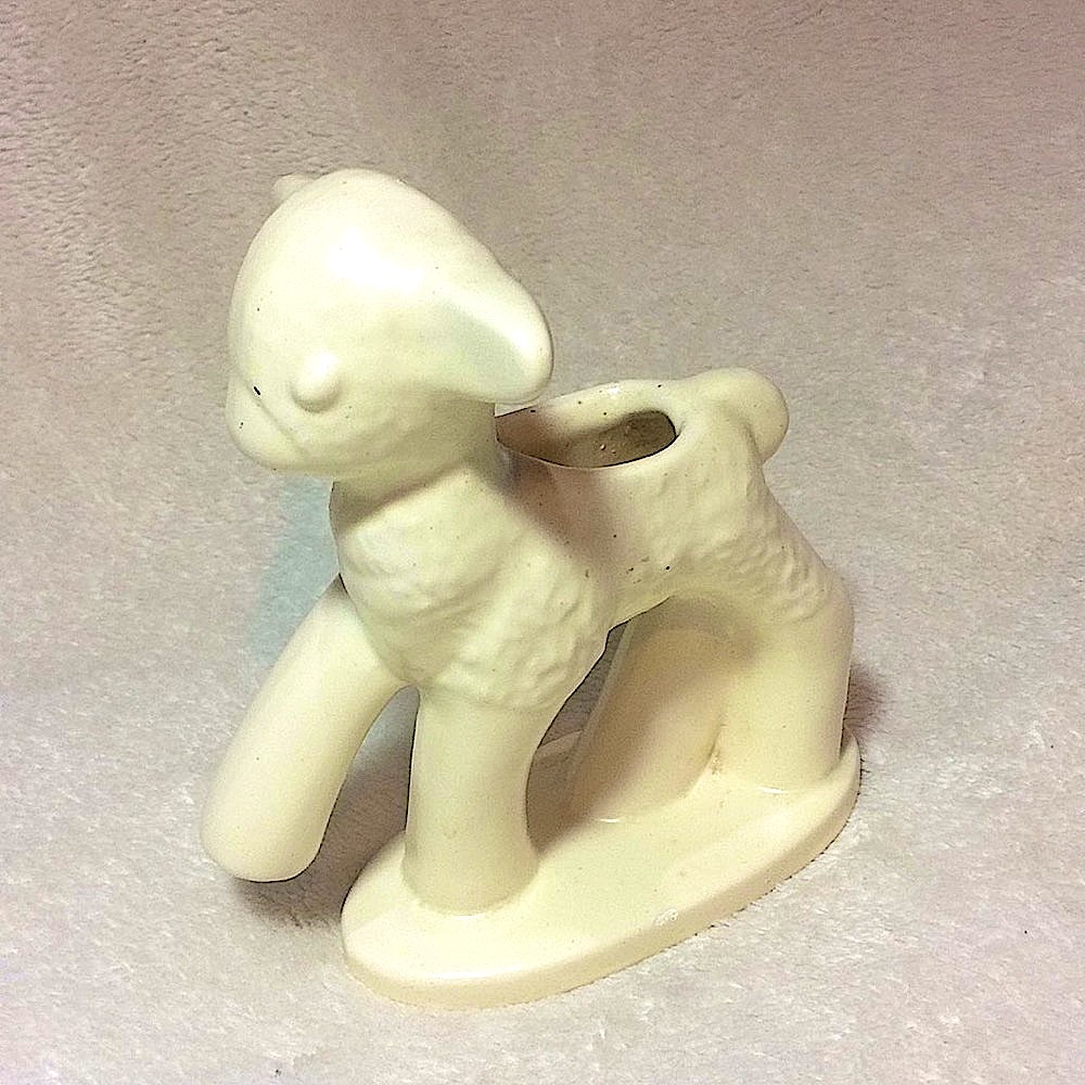 Vintage Haeger ceramic white little lamb planter small 5”